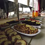 فندق اوليمبيات ازمير 2*