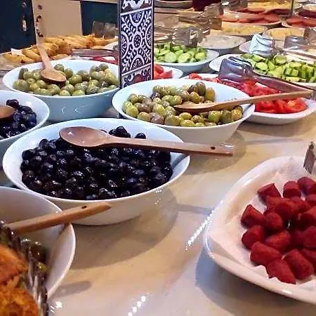 Hotel Olimpiyat 2*