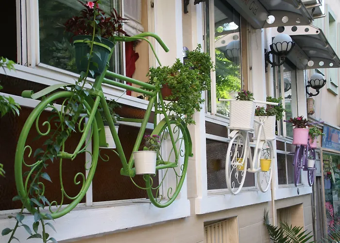 伊兹密尔奥林匹亚酒店 2*